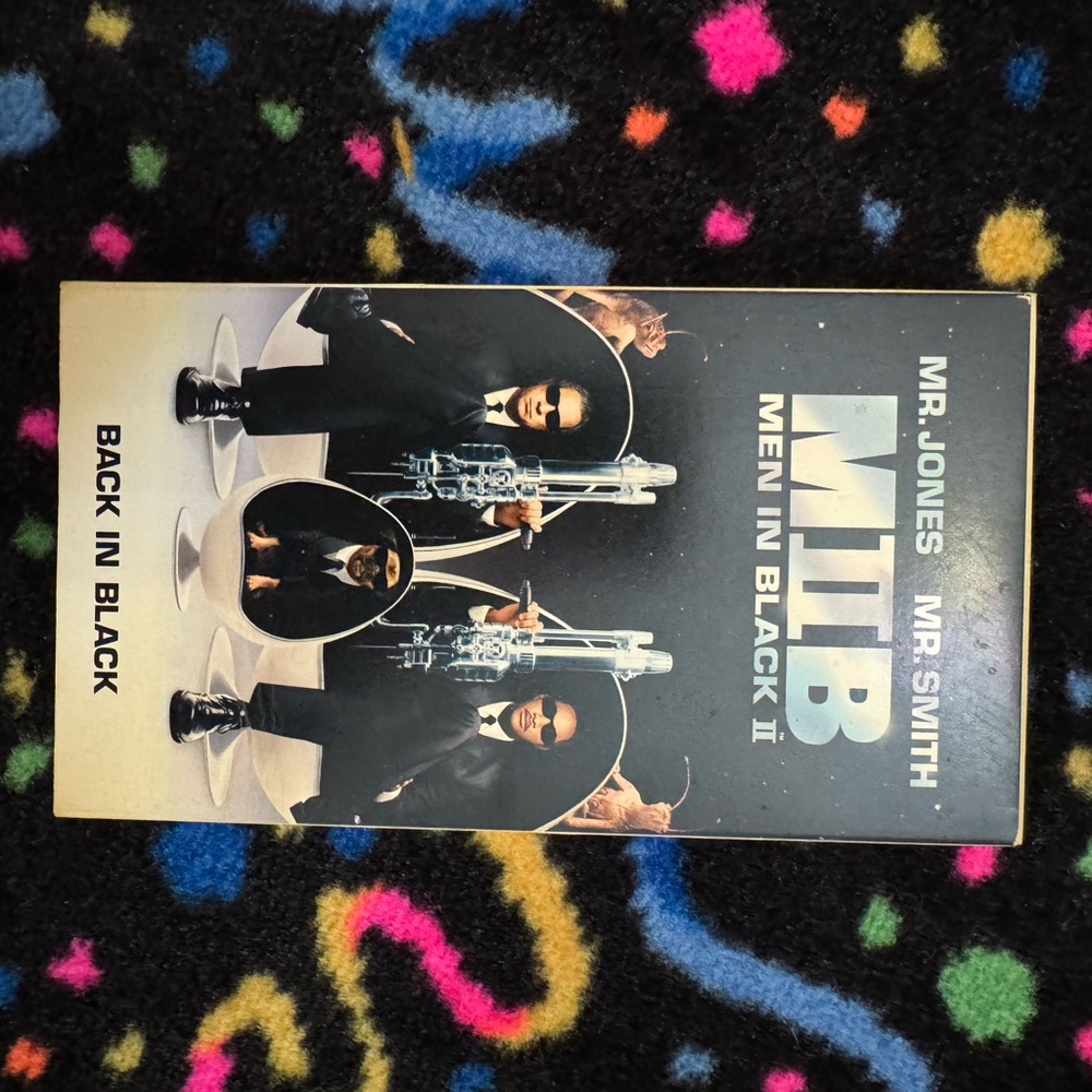 Men in Black II‎ VHS Cover